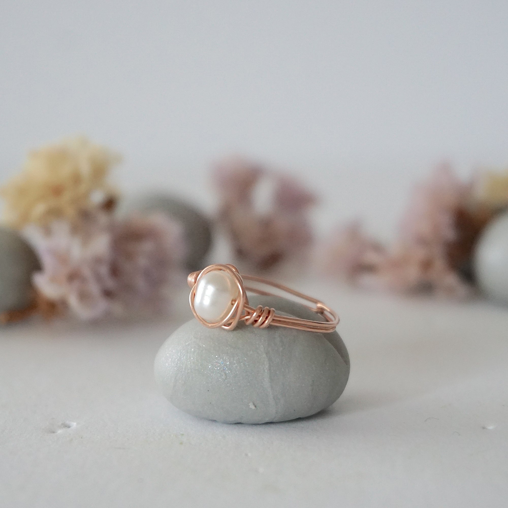 Classic Pearl Ring - Rose Gold