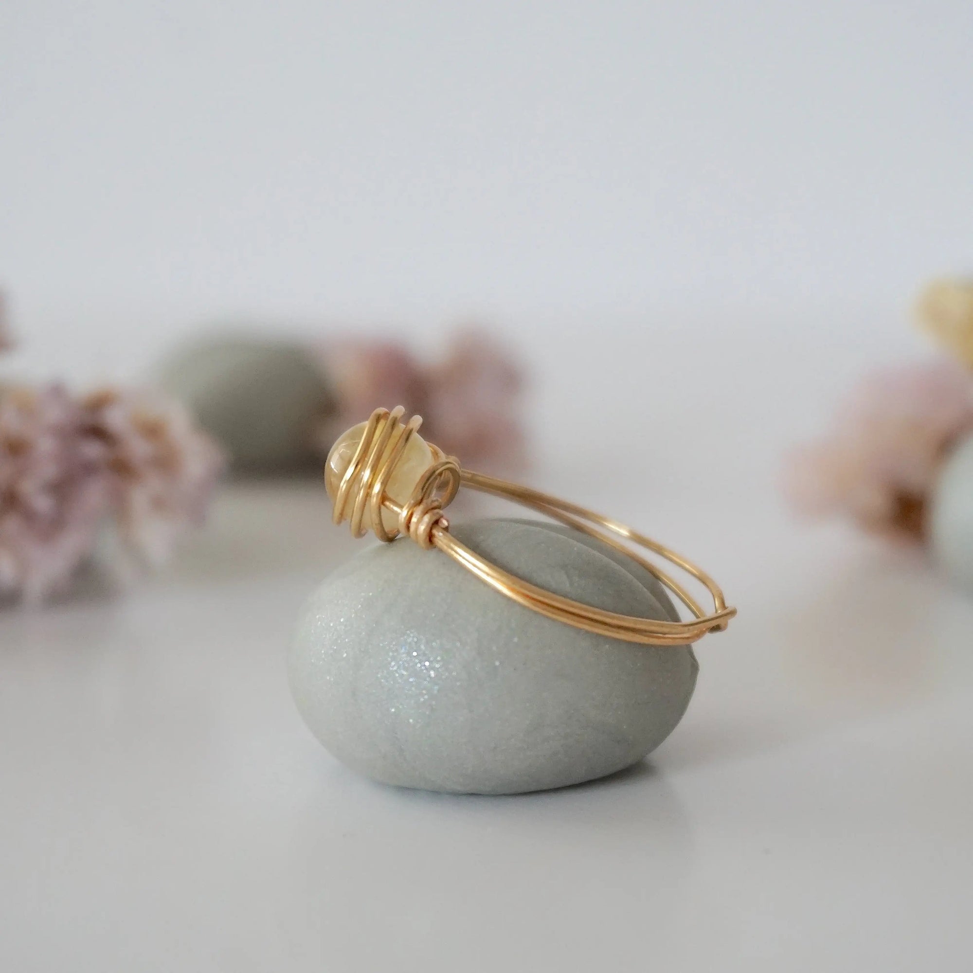 Side profile of raw citrine ring showing wire wrapping technique and crystal dimension - simple minimalist handmade crystal ring detail view