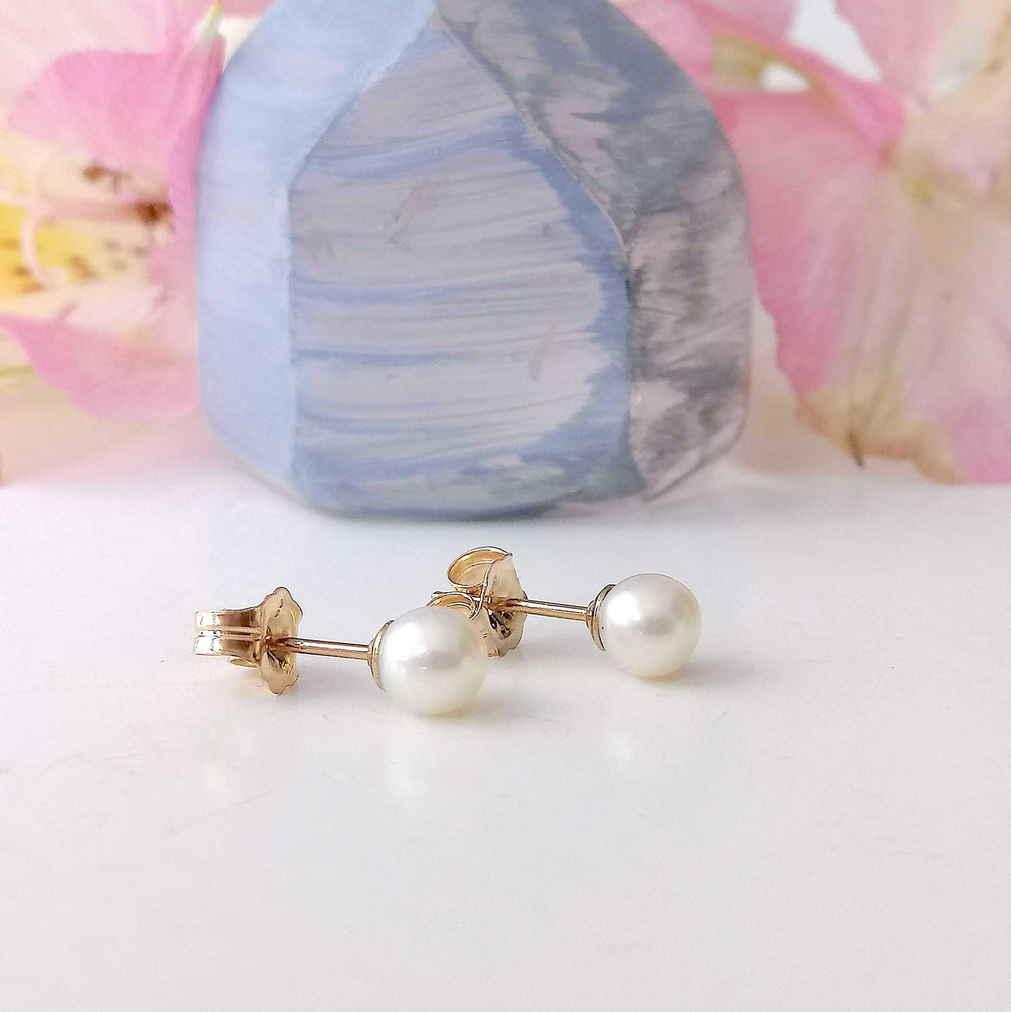 Pearl 14K Gold Filled - Earrings Designs by Nature Gems
